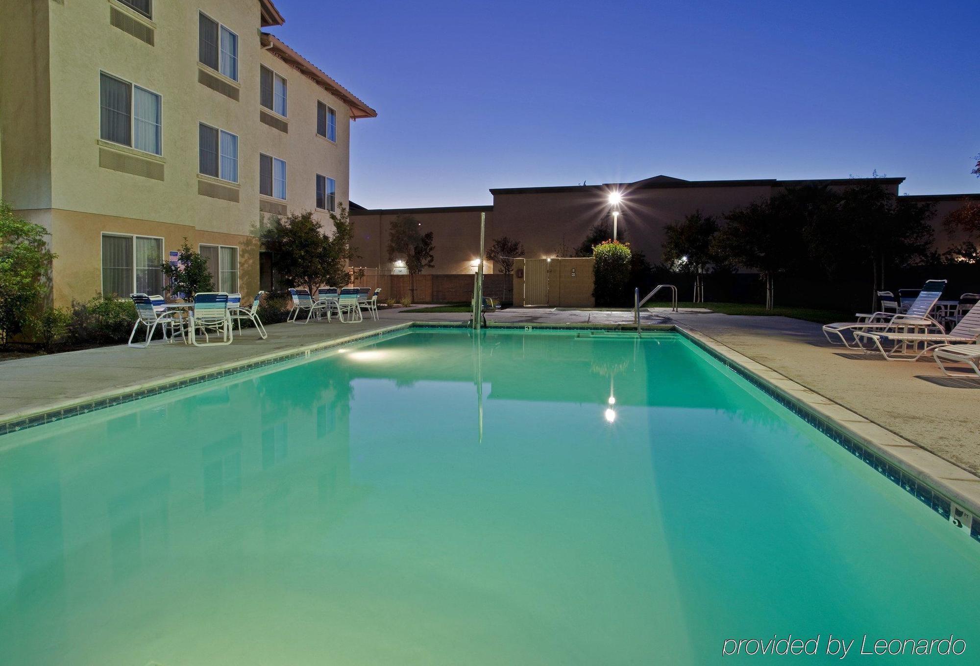 Holiday Inn Express Hotel & Suites Manteca By Ihg Servizi foto