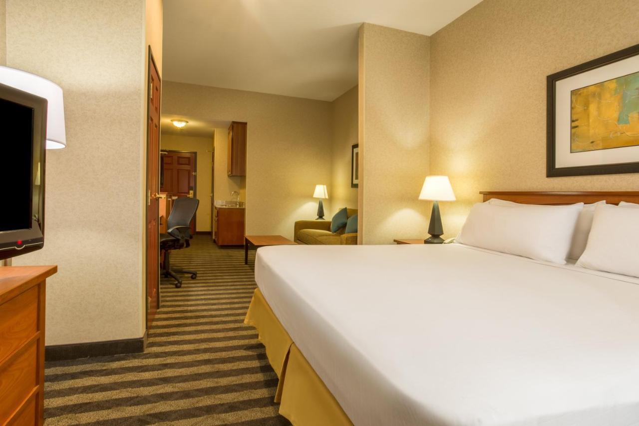 Holiday Inn Express Hotel & Suites Manteca By Ihg Esterno foto